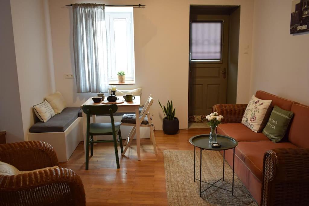 נאפפליו Su Casa Cottage מראה חיצוני תמונה